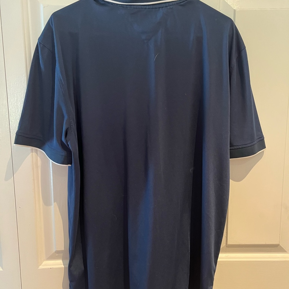 Mens Tommy Hilfiger Navy Golf shirt XLarge - Picture 4 of 4